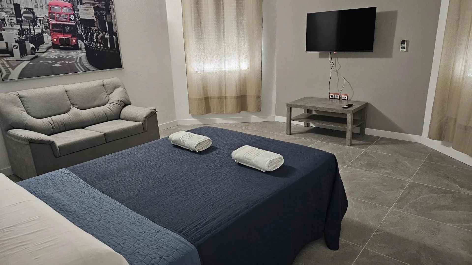 Hotel Velis ベレス スペイン